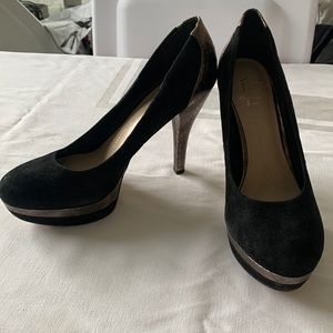Franco Sarto gold & black platform heels